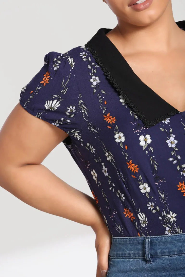 asta_blouse_2.webp Asta Blouse>Hell Bunny Hot