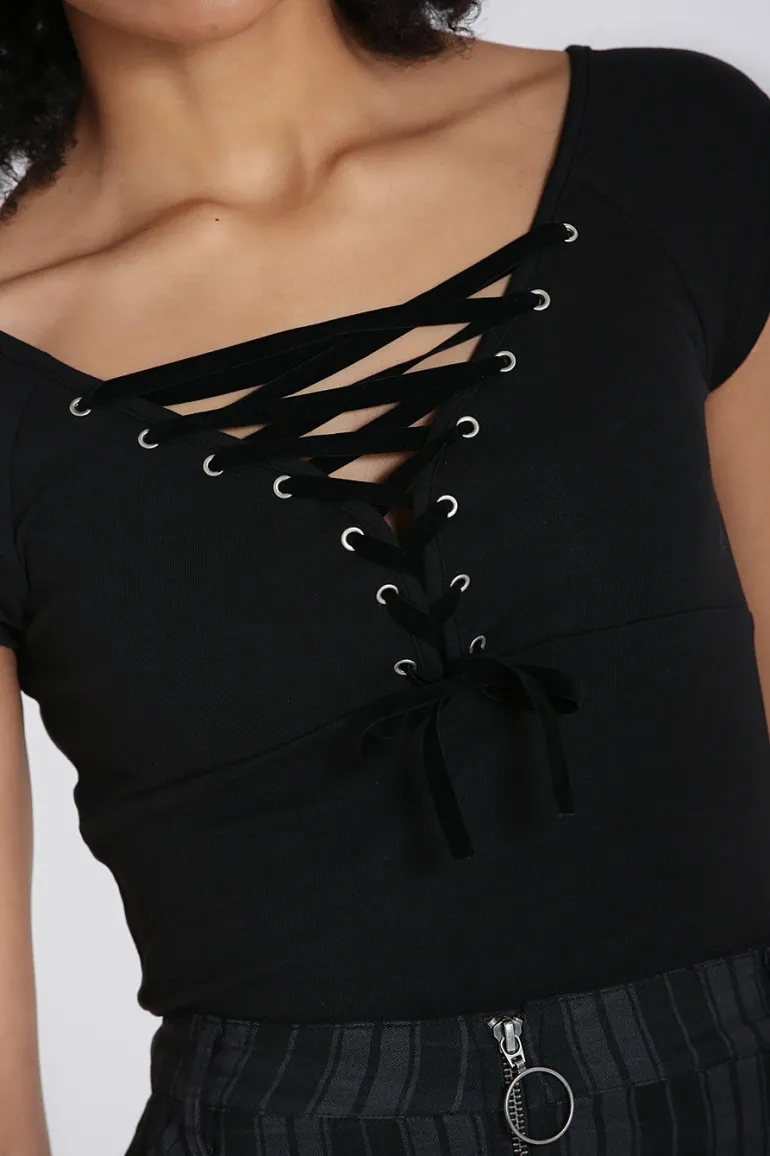 belladonna_top_black_h_7.webp Belladonna Top H>Hell Bunny Hot