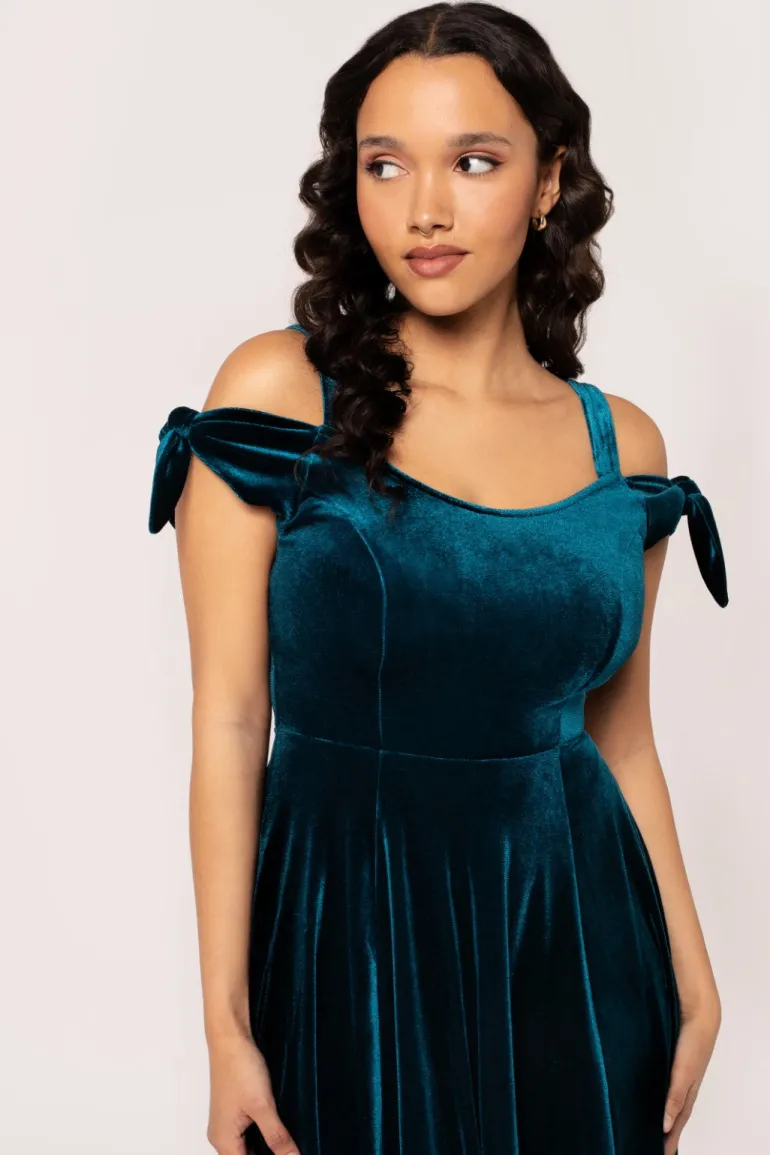 carrie_dress_2.webp Carrie Dress>Hell Bunny Store