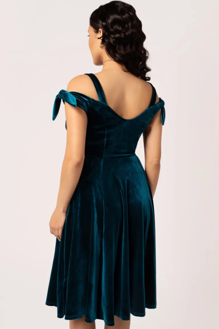 carrie_dress_3.webp Carrie Dress>Hell Bunny Store