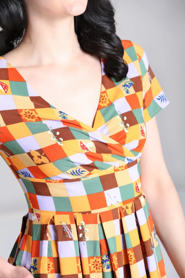 hawthorn_dress_2.webp Hawthorn Dress>Hell Bunny Hot