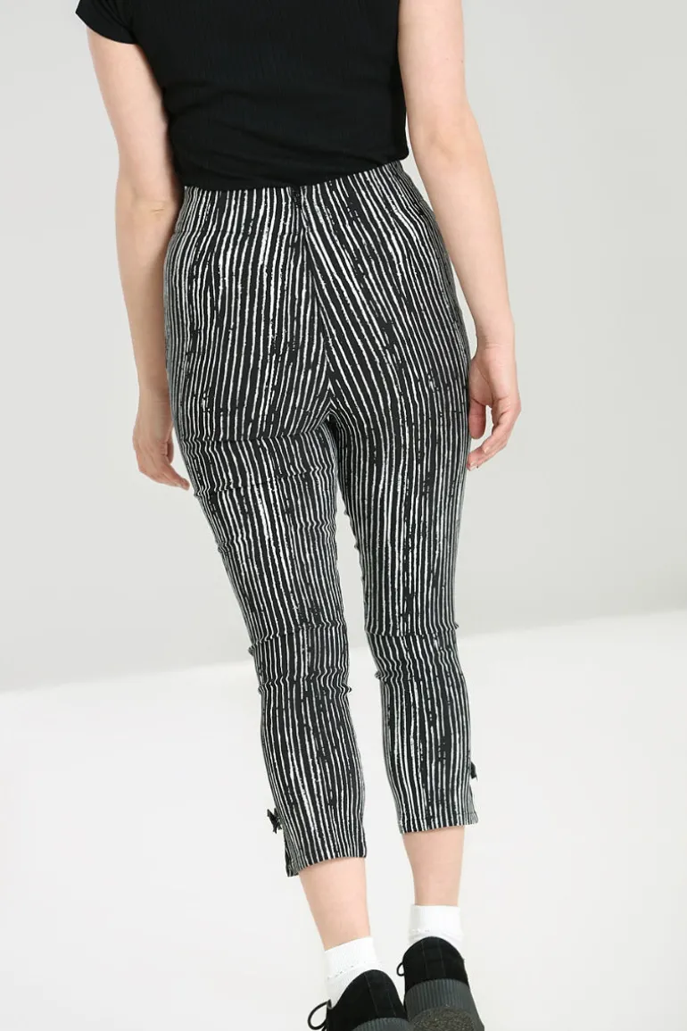 regan_capris_1.webp Regan Capris>Hell Bunny Best Sale