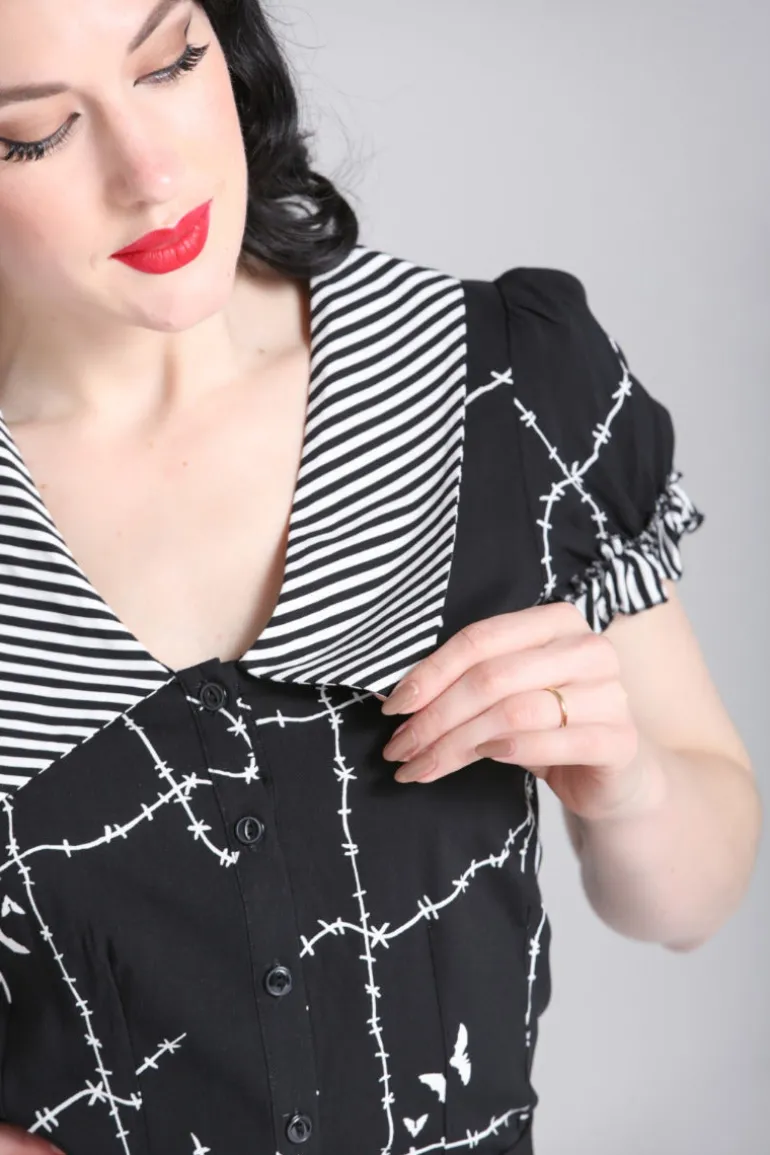 stitches_blouse_2.webp Stitches Blouse>Hell Bunny Online