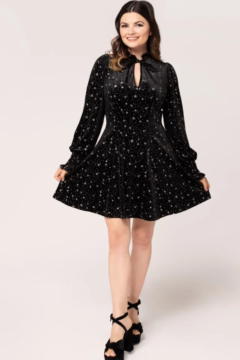 vela_dress_1.webp Vela Dress>Hell Bunny Discount